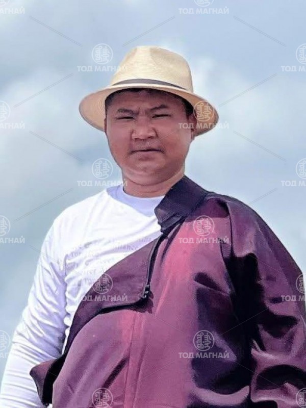 Аймгийн алдарт Баярмагнай